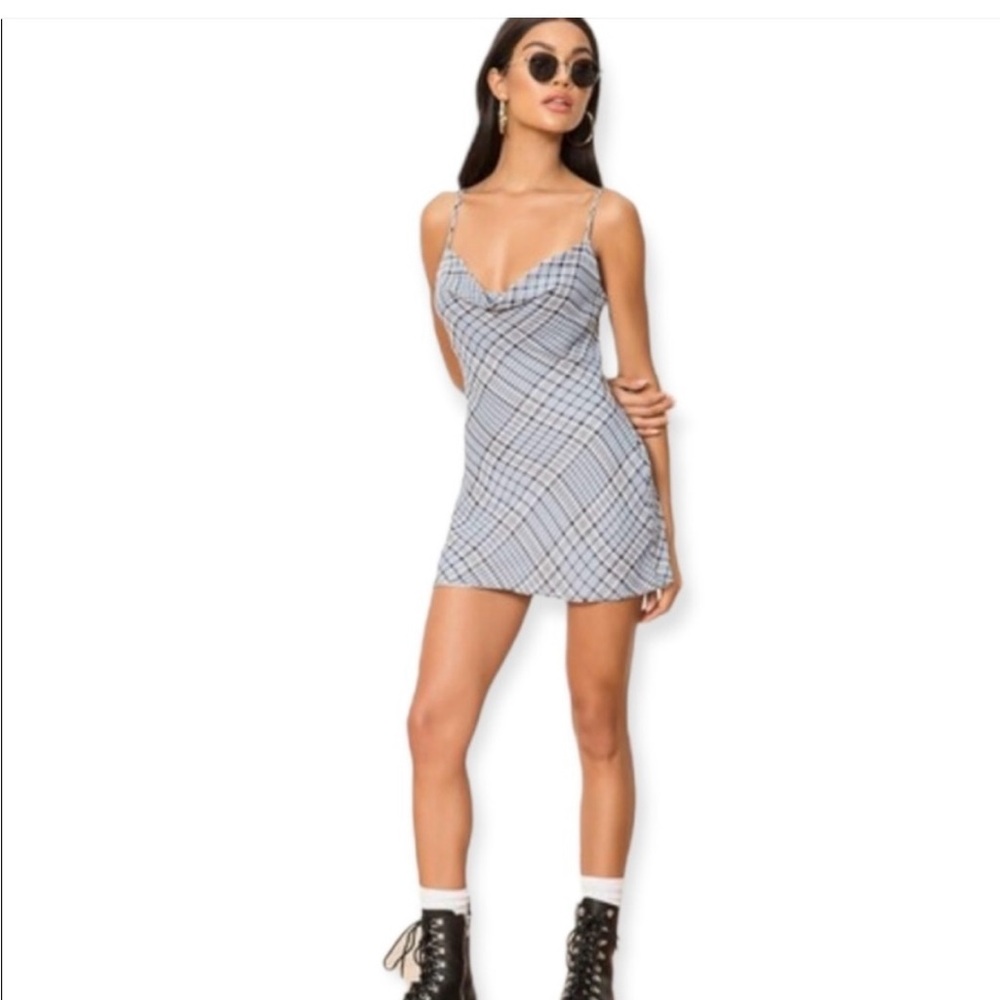 Superdown Carmella  dress- Size XS Blue grey and white